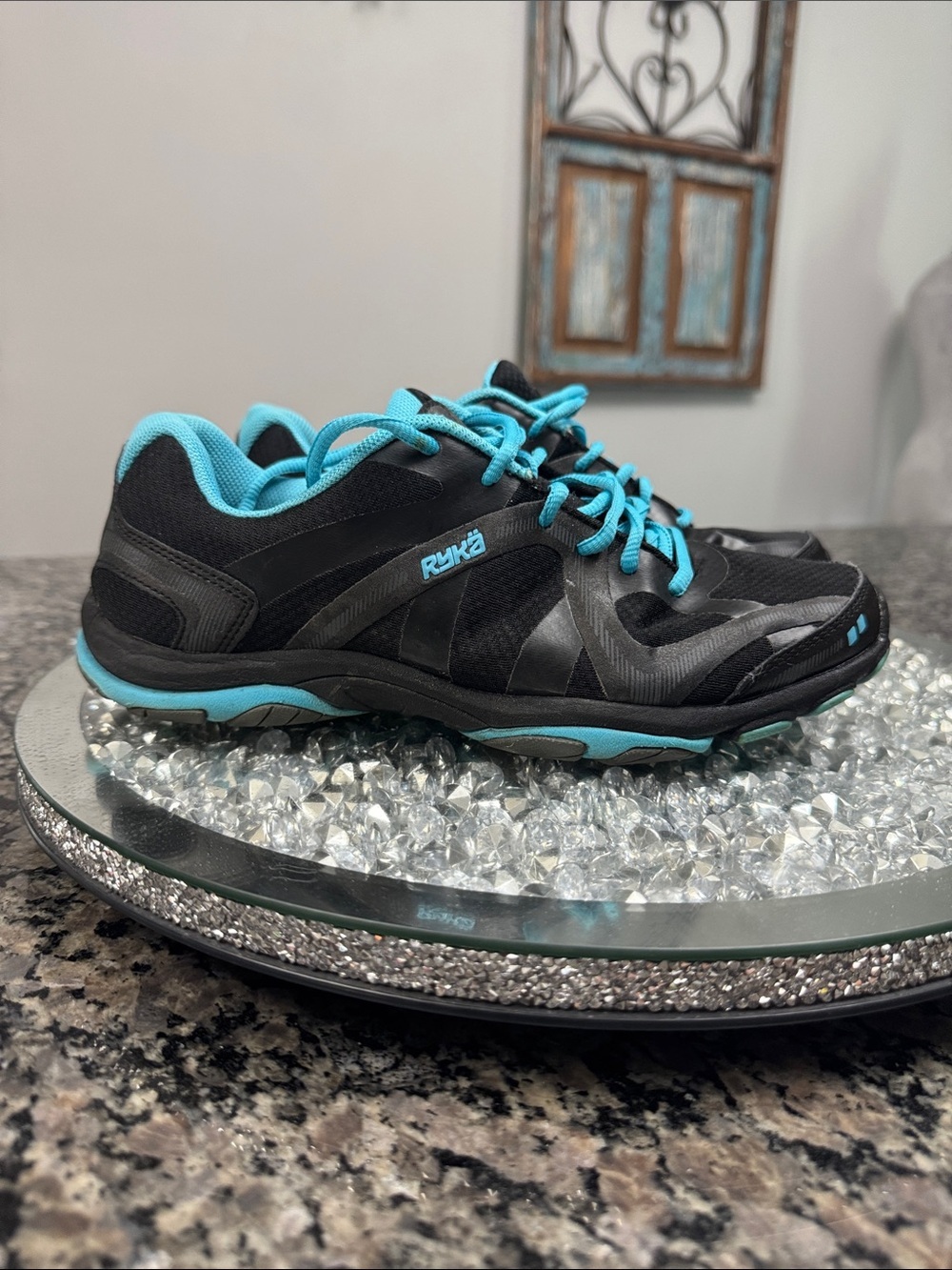 Ryka N-gage Black and Teal Women's Low-Profile Athletic Sneakers 8